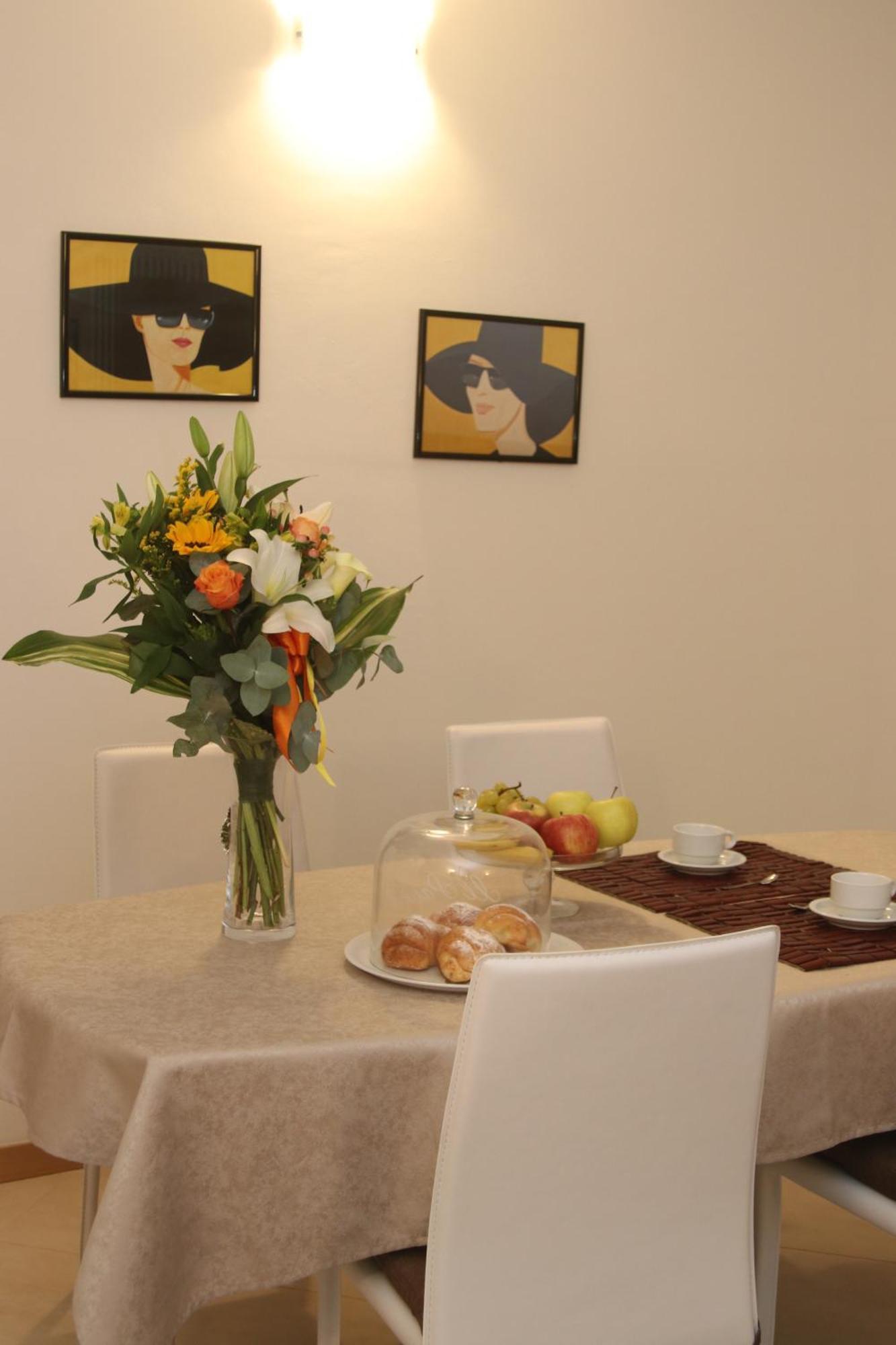 Apartamento Dimoraviapiadue Savona Exterior foto